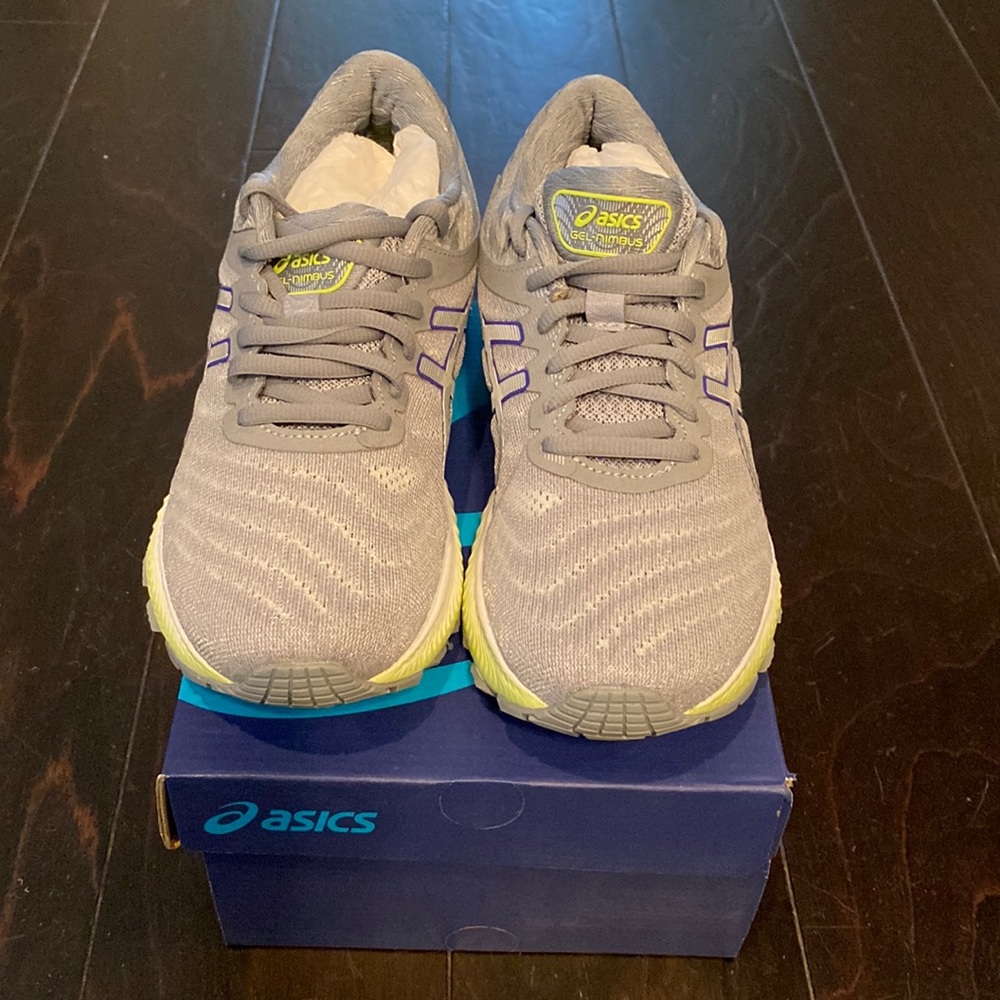 ASICS Gel-Nimbus 22 size 6.5